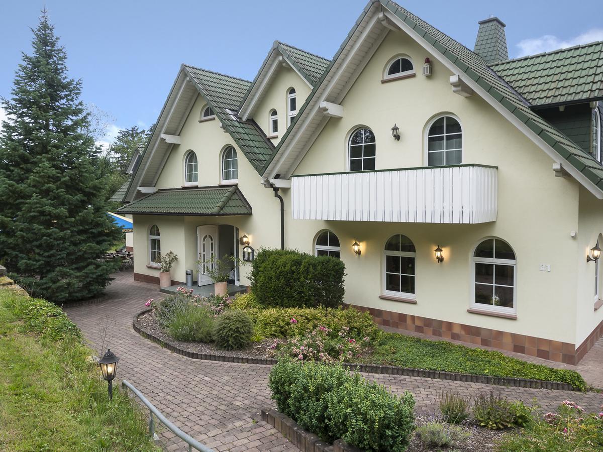 Hotel Grüner Hahn Schippach  Exterior foto